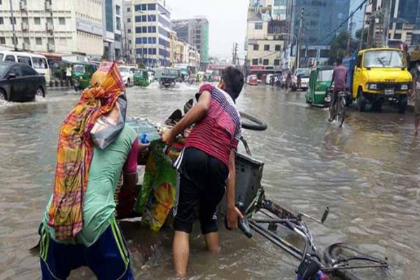 রাজধানীর চারপাশে পানি বৃদ্ধি